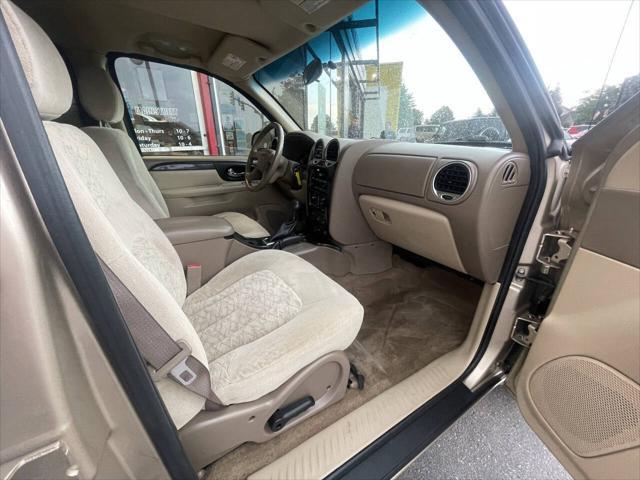 used 2004 GMC Envoy car, priced at $4,995