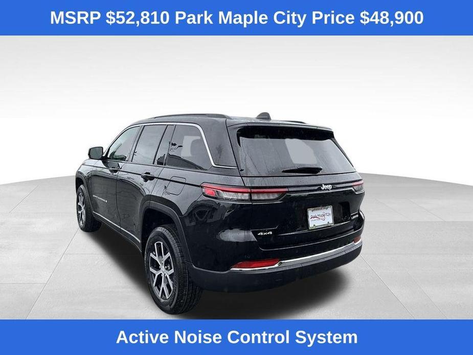 new 2024 Jeep Grand Cherokee car, priced at $44,900