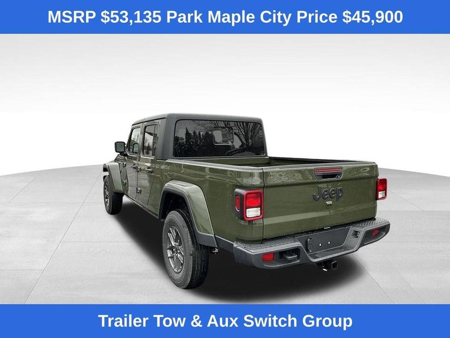 new 2024 Jeep Gladiator car, priced at $43,500