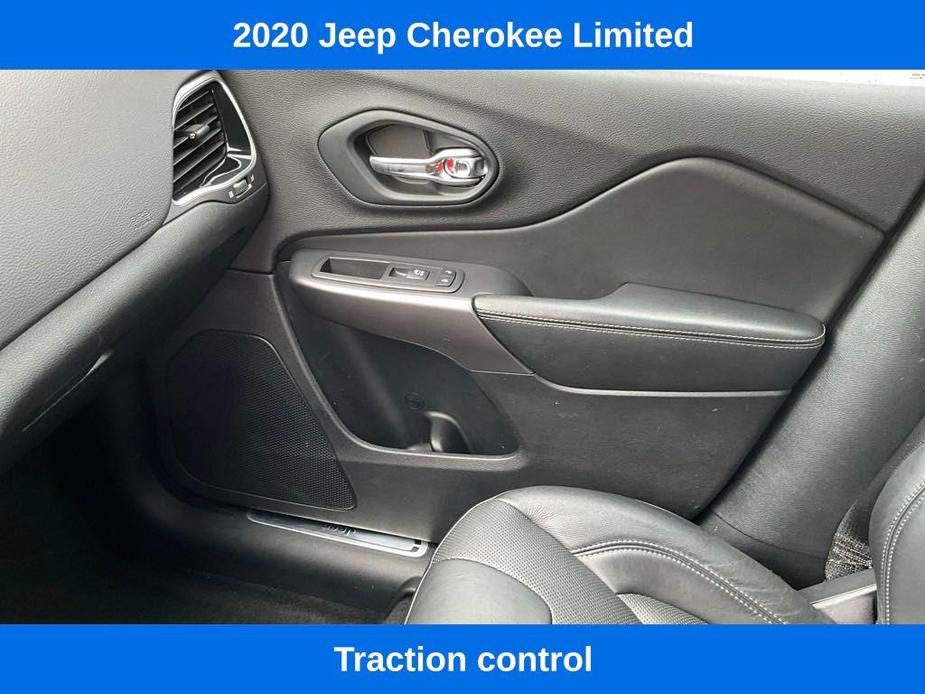 used 2020 Jeep Cherokee car, priced at $19,422