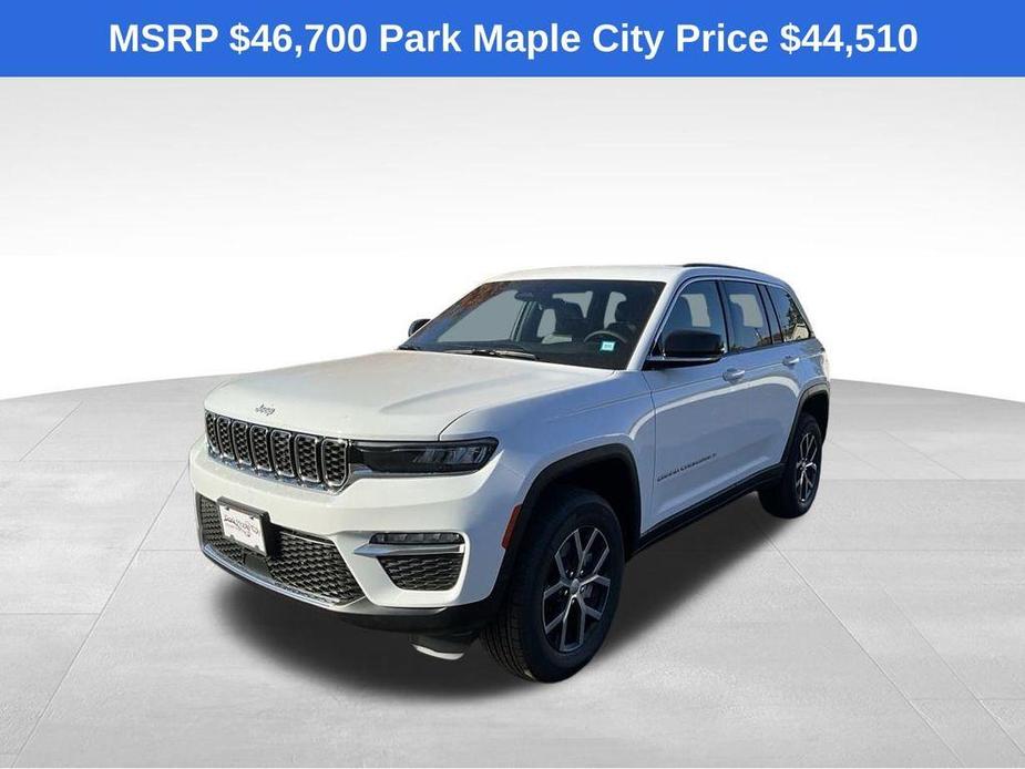 new 2025 Jeep Grand Cherokee car, priced at $44,510