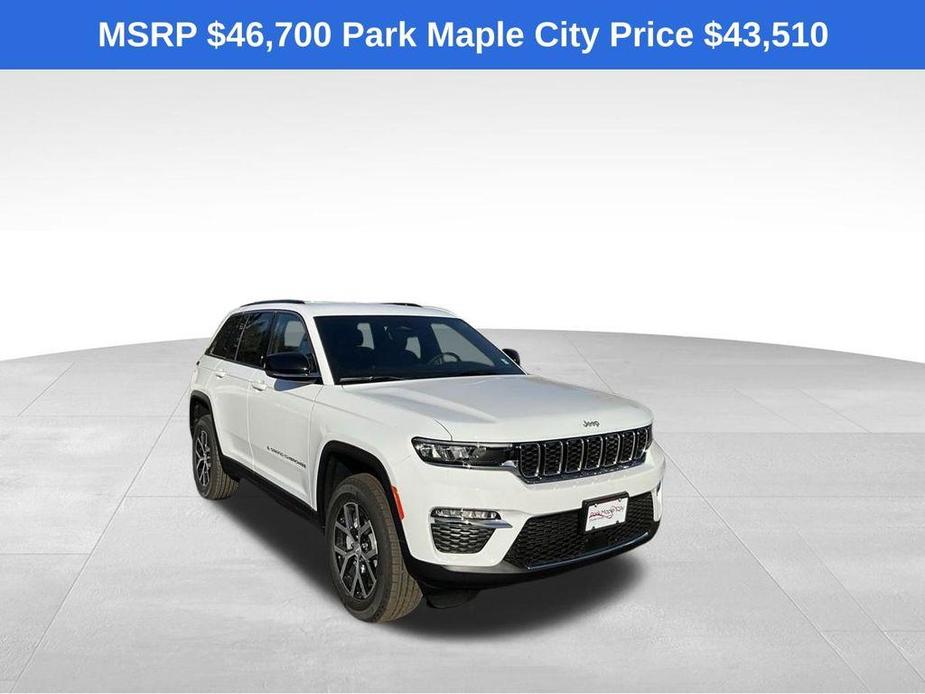 new 2025 Jeep Grand Cherokee car, priced at $43,510