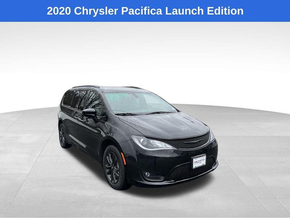 used 2020 Chrysler Pacifica car, priced at $25,511