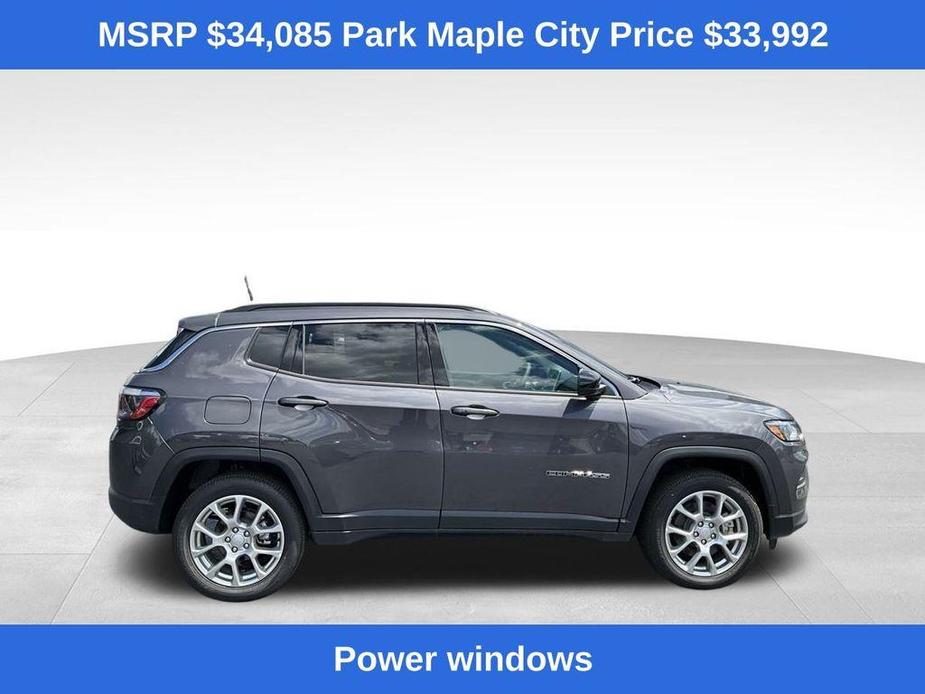 new 2024 Jeep Compass car, priced at $27,992