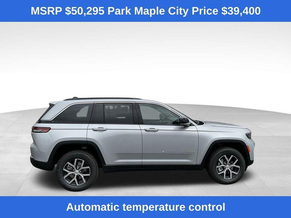 new 2024 Jeep Grand Cherokee car, priced at $39,400