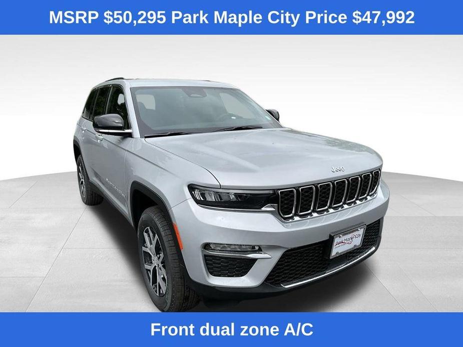 new 2024 Jeep Grand Cherokee car, priced at $39,992