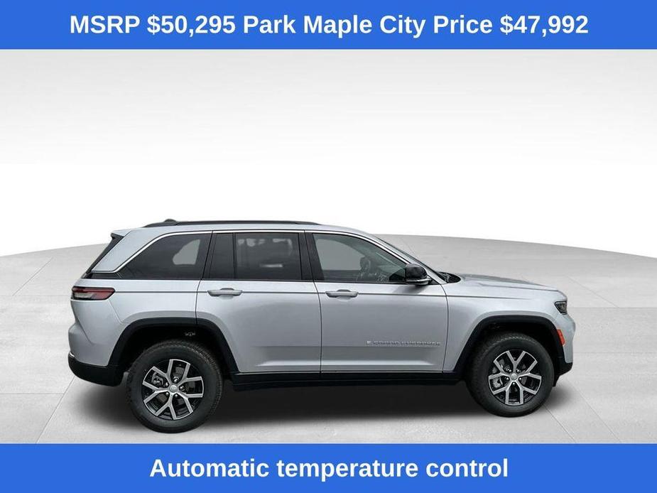 new 2024 Jeep Grand Cherokee car, priced at $39,992