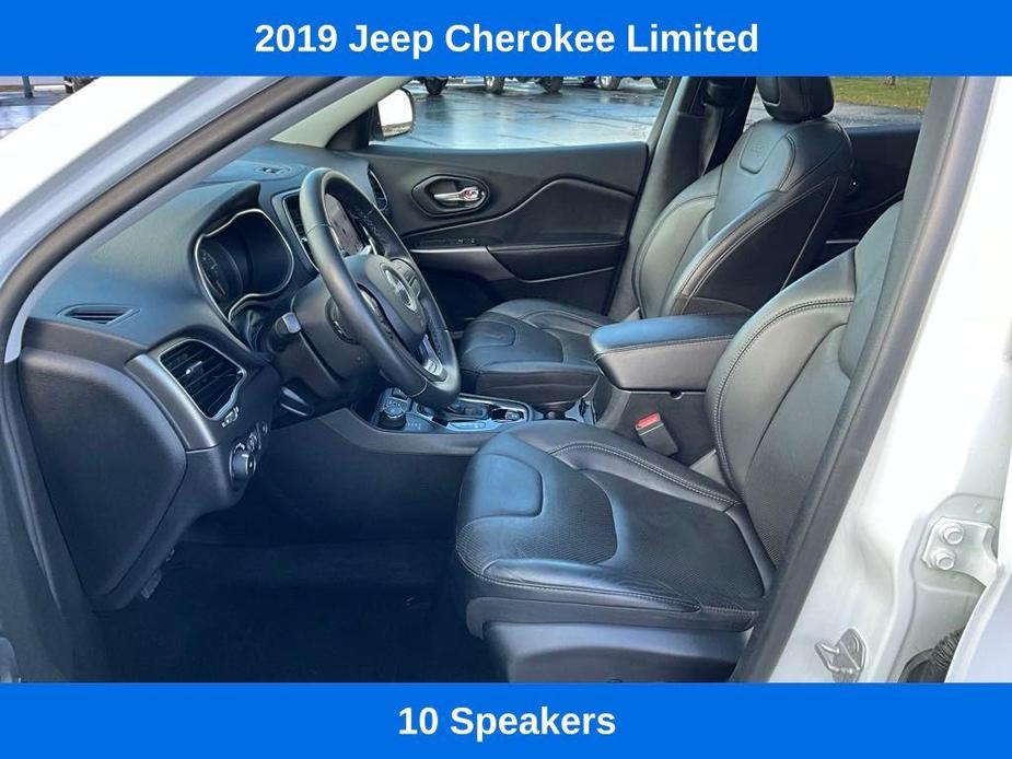 used 2019 Jeep Cherokee car, priced at $17,793