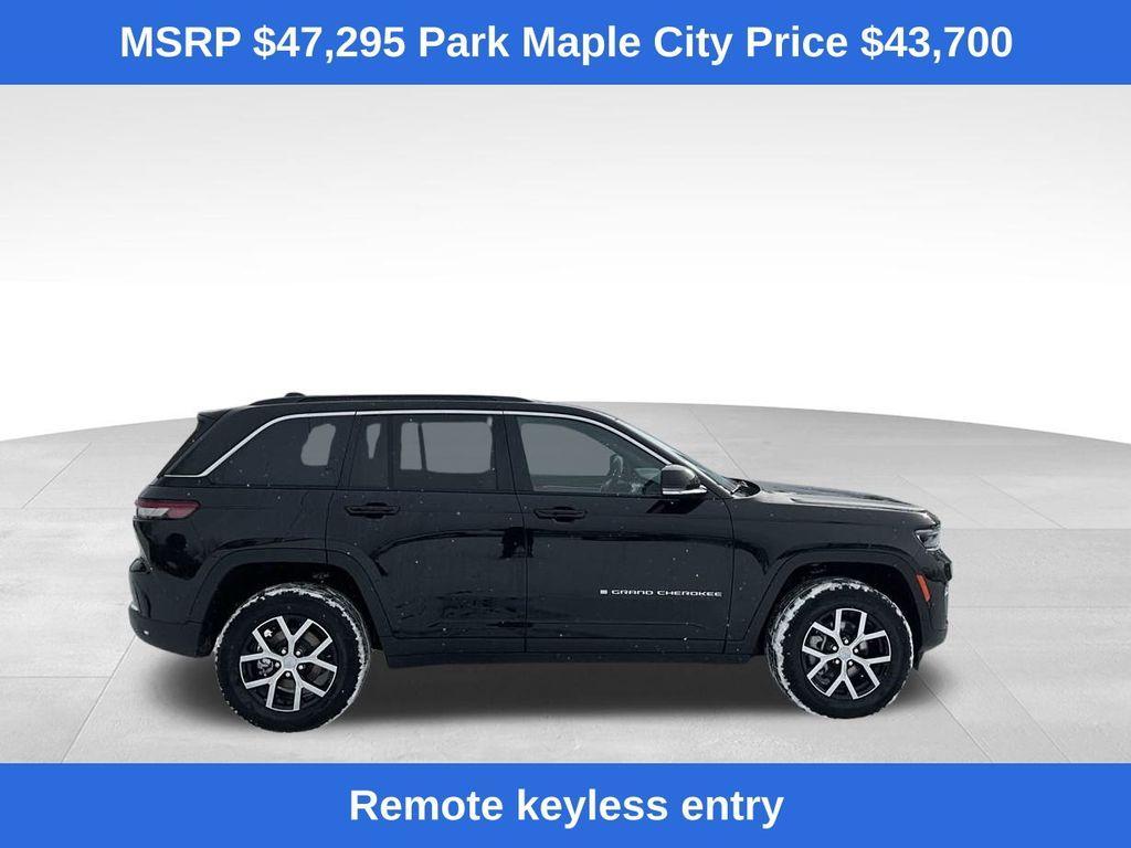 new 2025 Jeep Grand Cherokee car, priced at $43,700