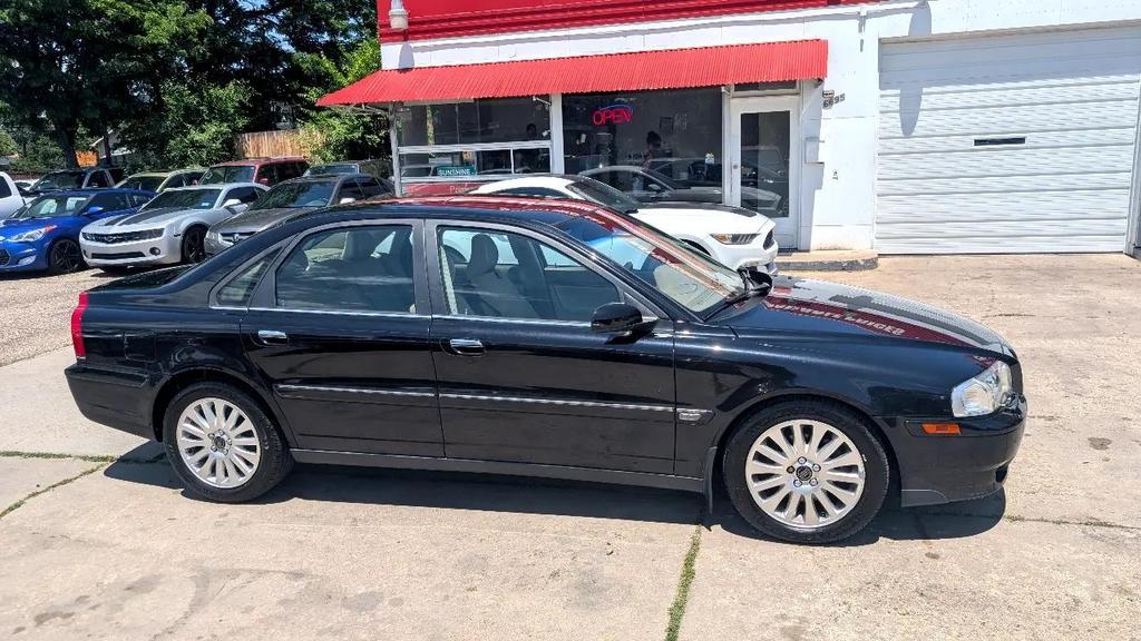 used 2004 Volvo S80 car, priced at $4,395