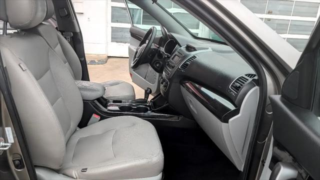 used 2014 Kia Sorento car, priced at $6,495