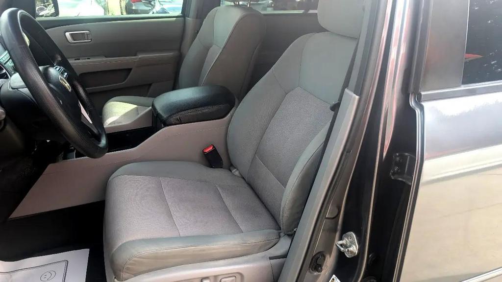 used 2010 Honda Pilot car, priced at $7,495