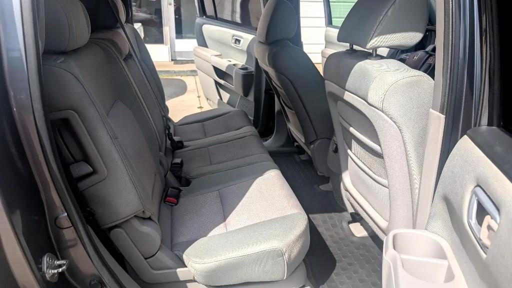 used 2010 Honda Pilot car, priced at $7,495