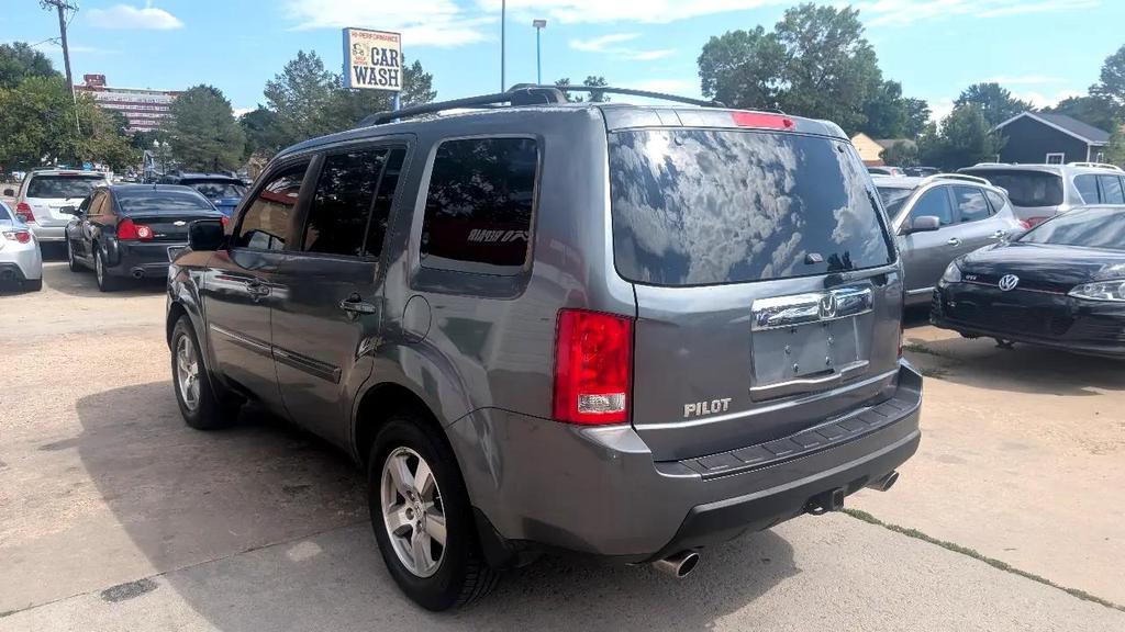 used 2010 Honda Pilot car, priced at $7,495