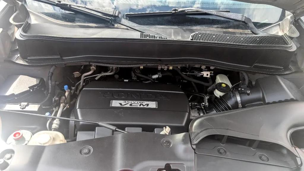 used 2010 Honda Pilot car, priced at $7,495