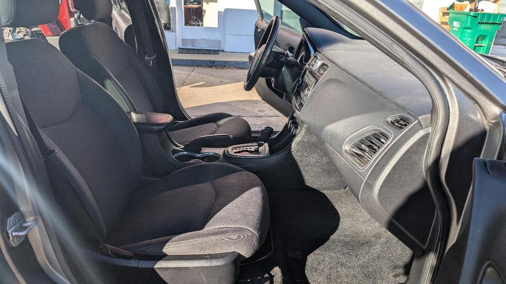 used 2013 Chrysler 200 car, priced at $4,995