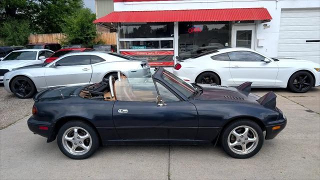 used 1996 Mazda MX-5 Miata car, priced at $3,495