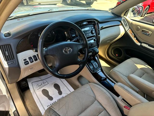 used 2002 Toyota Highlander car, priced at $5,995