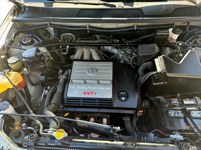 used 2002 Toyota Highlander car, priced at $5,995