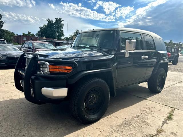 used 2007 Toyota FJ Cruiser car, priced at $9,995