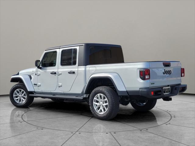 new 2023 Jeep Gladiator car, priced at $38,375