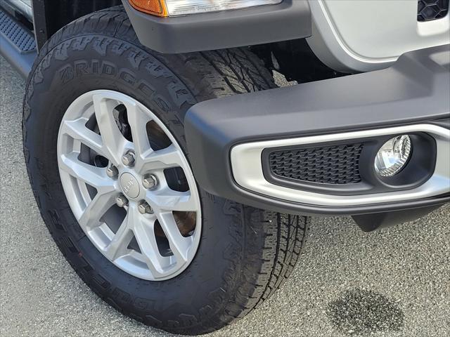 new 2023 Jeep Gladiator car, priced at $38,375