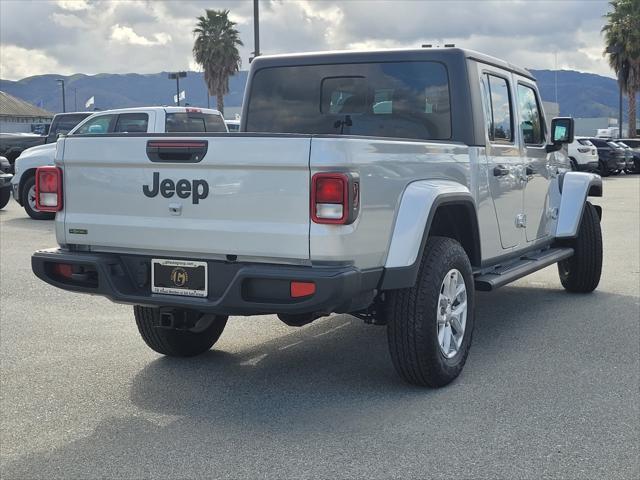 new 2023 Jeep Gladiator car, priced at $44,882