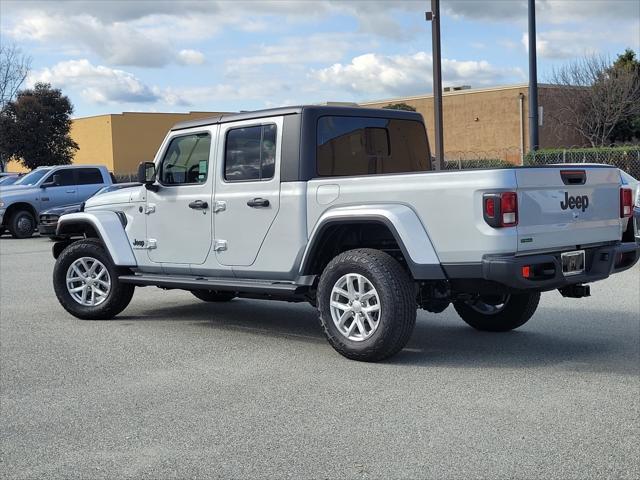 new 2023 Jeep Gladiator car, priced at $44,882