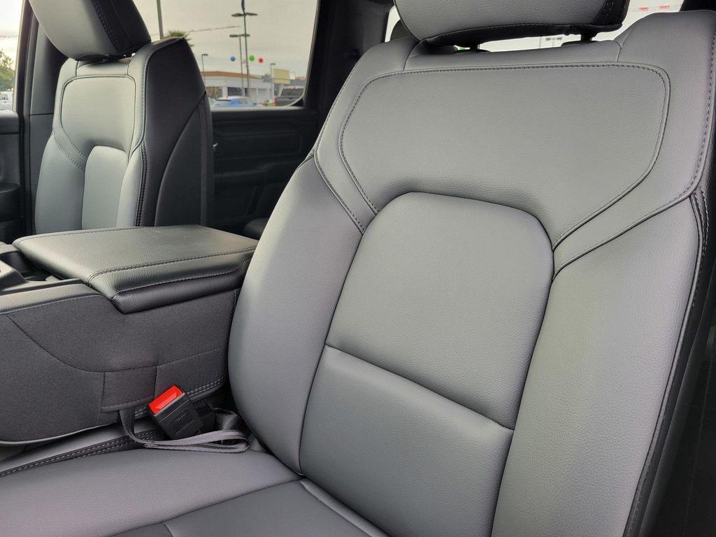 new 2025 Ram 1500 car, priced at $46,850