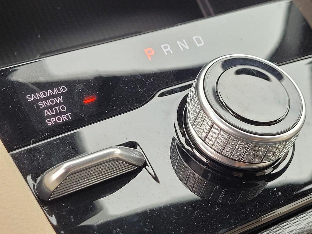 new 2025 Jeep Grand Cherokee car, priced at $49,995