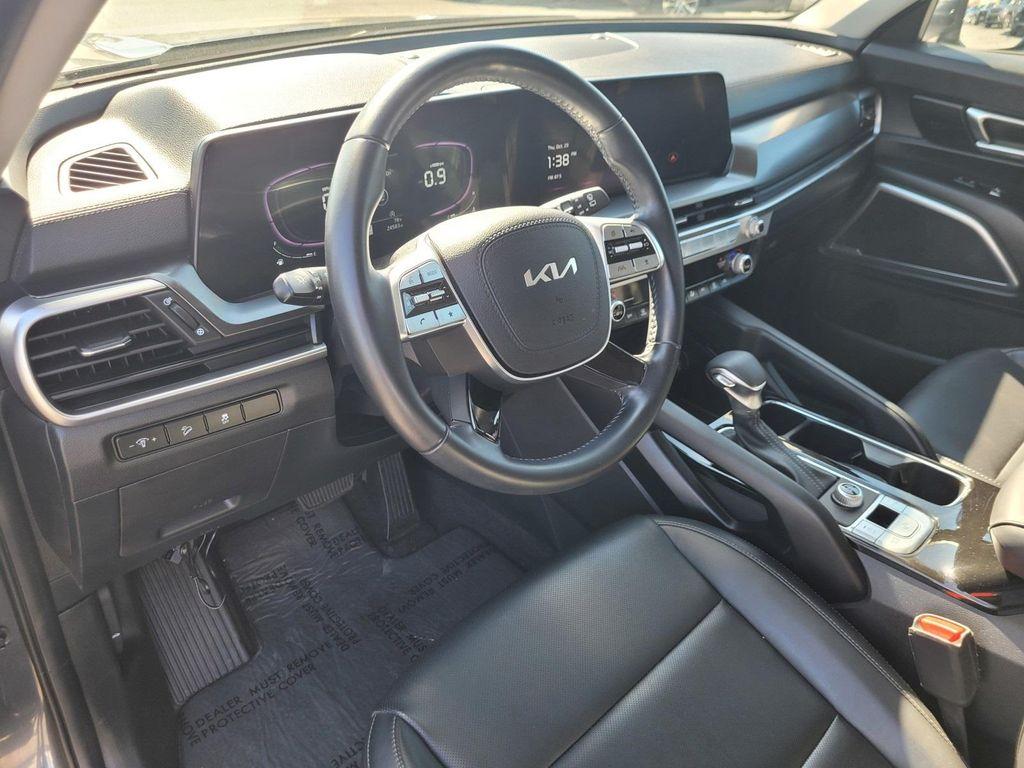 used 2024 Kia Telluride car, priced at $30,400