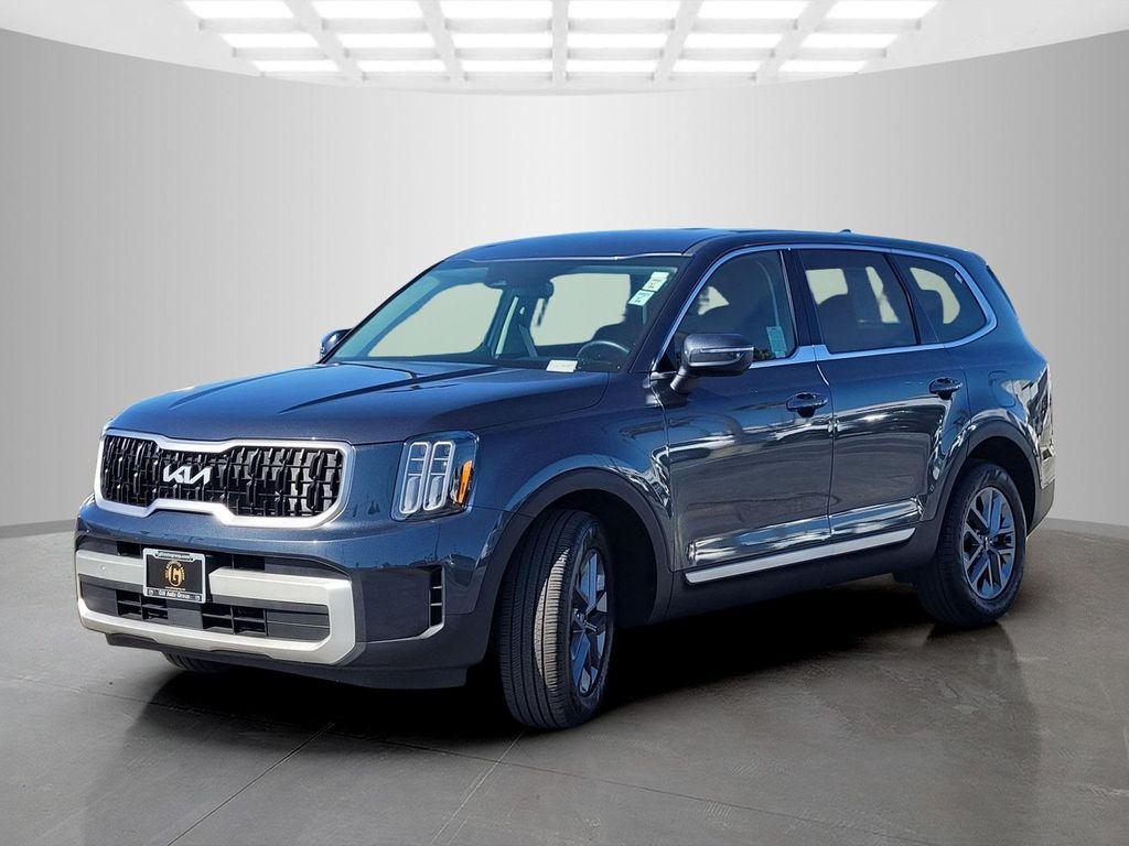 used 2024 Kia Telluride car, priced at $30,400