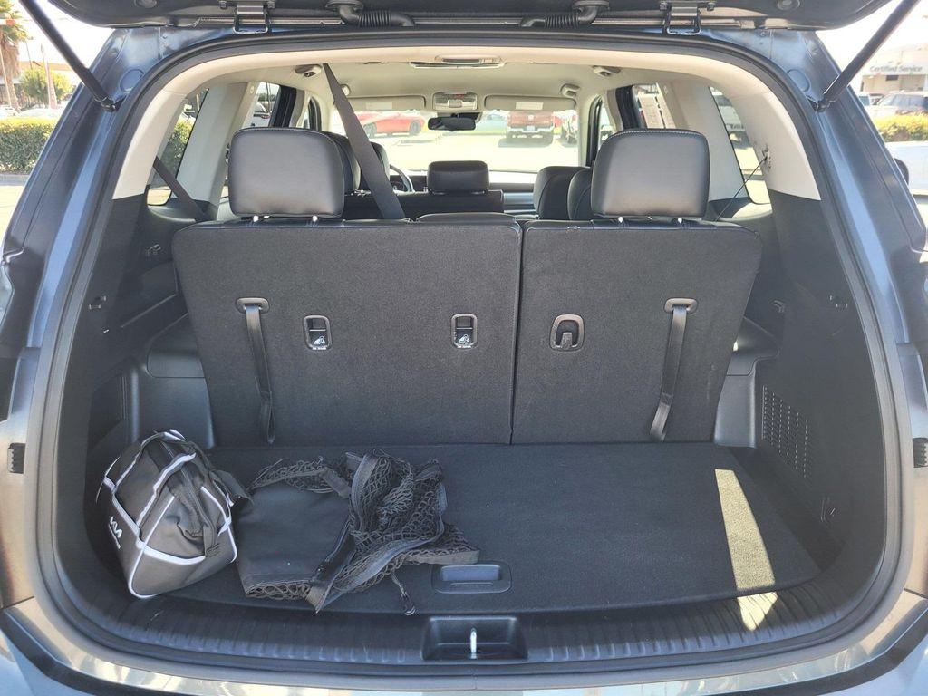 used 2024 Kia Telluride car, priced at $30,400