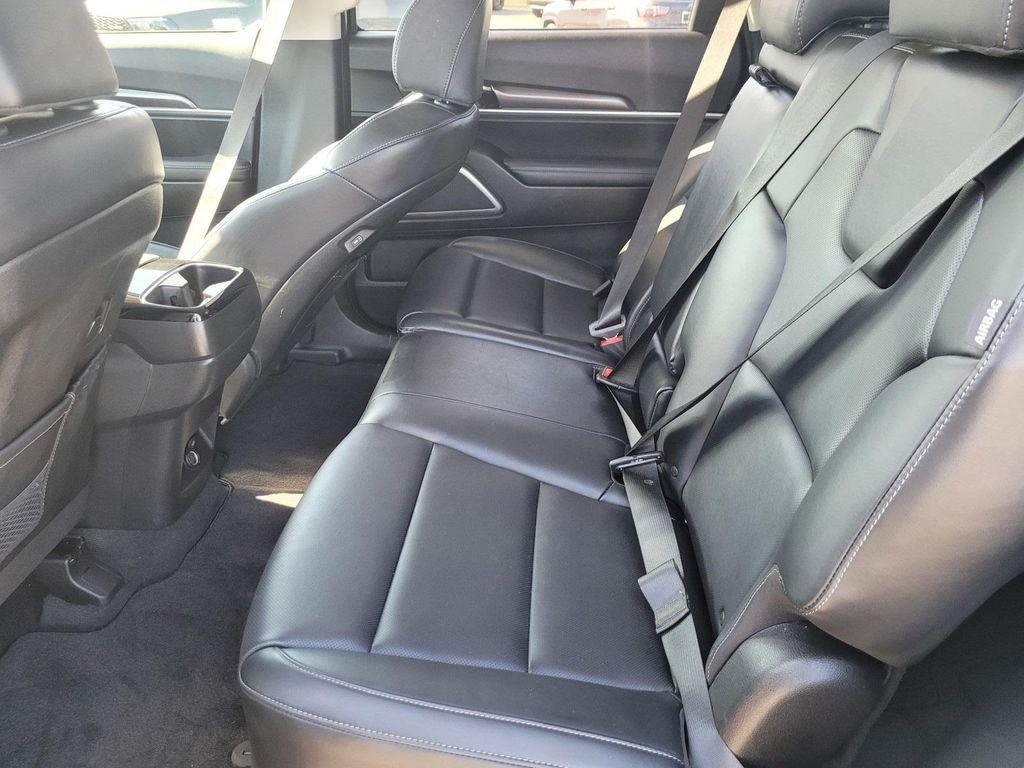 used 2024 Kia Telluride car, priced at $30,400