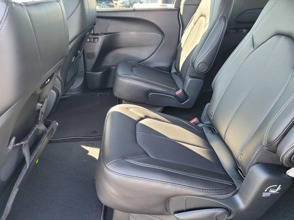 new 2026 Chrysler Pacifica car, priced at $42,640