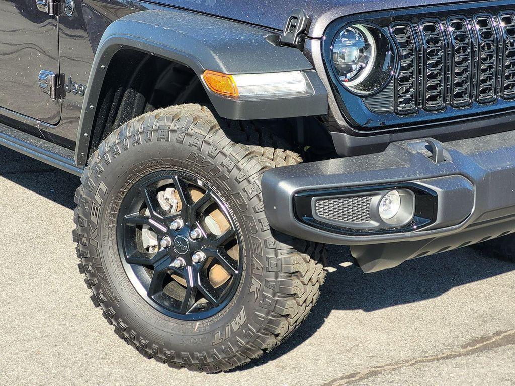 new 2025 Jeep Wrangler car, priced at $52,315
