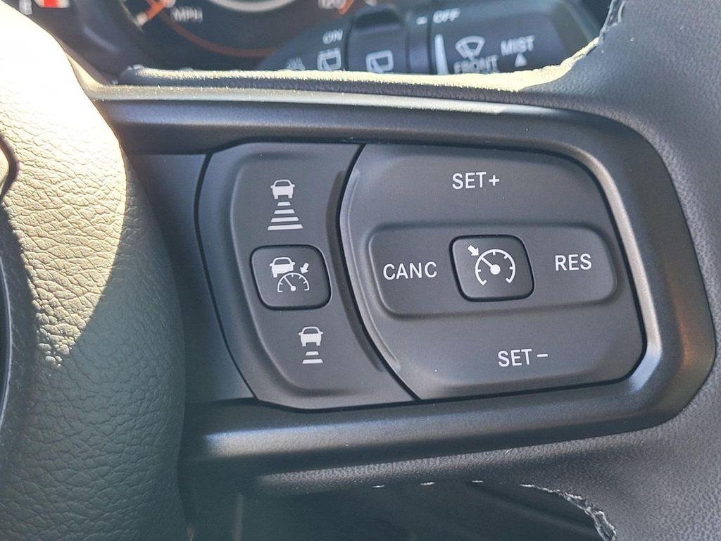 new 2025 Jeep Wrangler car, priced at $52,315