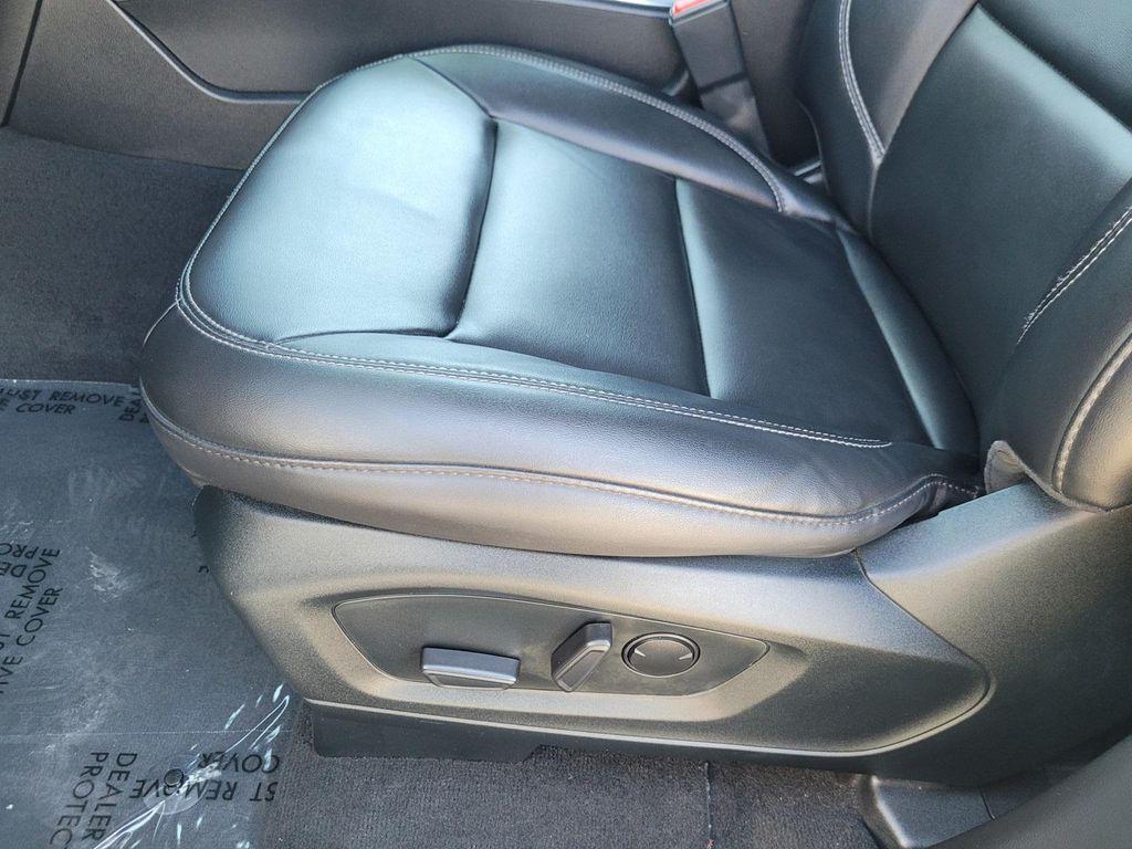used 2022 Ford Explorer car, priced at $29,318