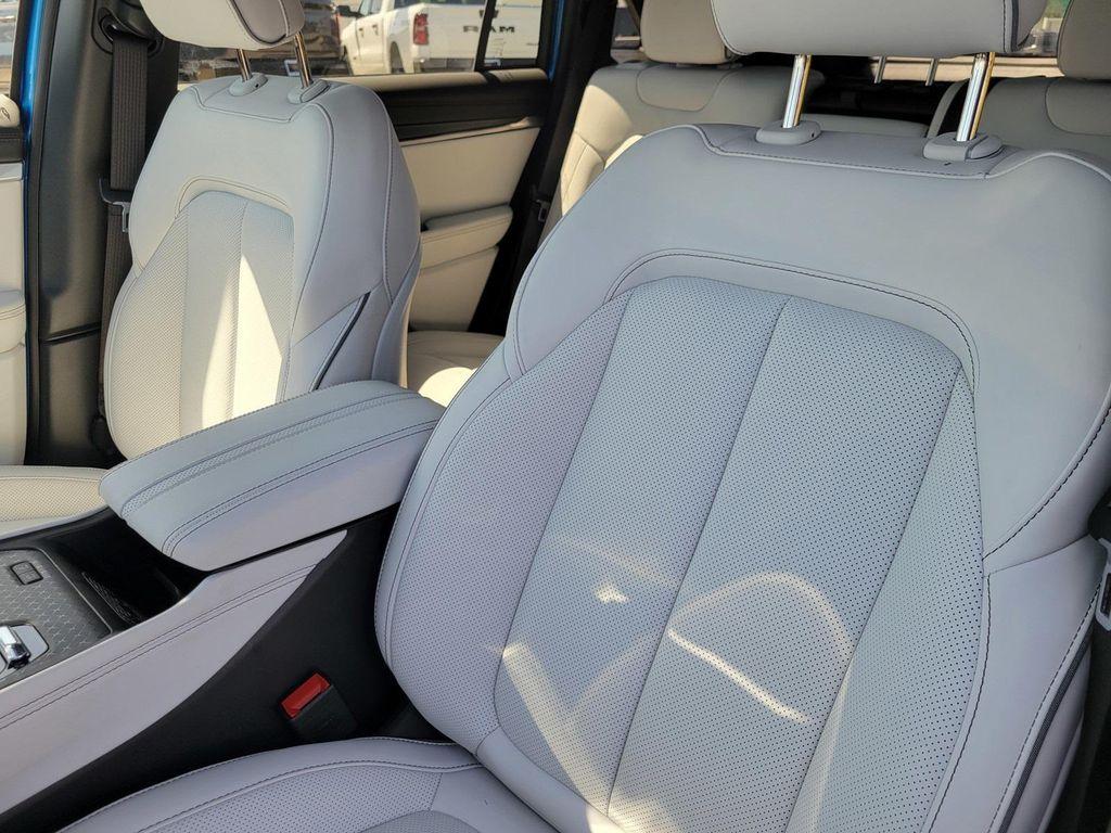 new 2025 Jeep Wagoneer S car, priced at $67,590