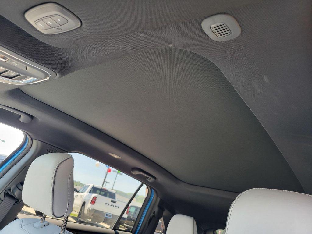 new 2025 Jeep Wagoneer S car, priced at $67,590
