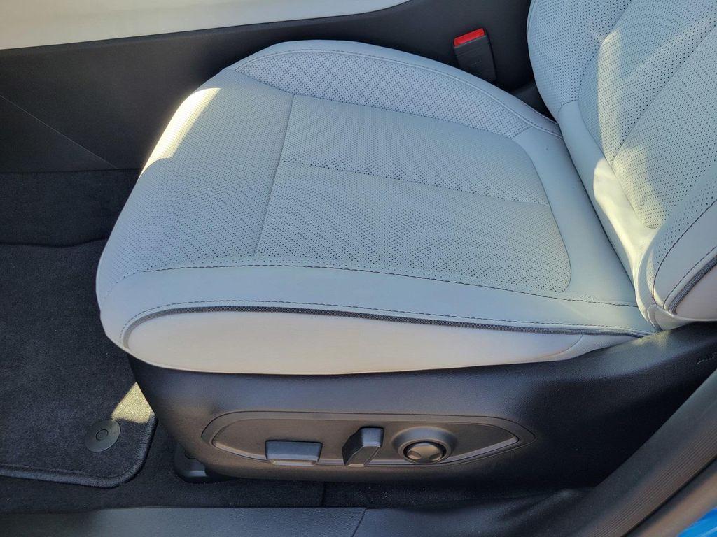 new 2025 Jeep Wagoneer S car, priced at $67,590