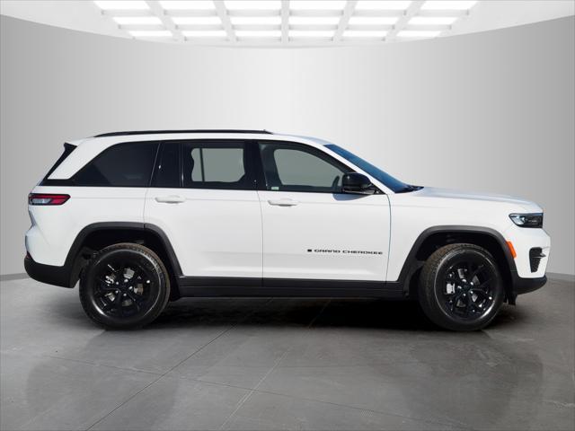 new 2025 Jeep Grand Cherokee car, priced at $46,630
