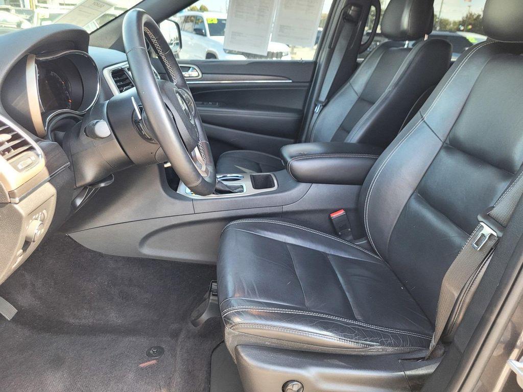 used 2017 Jeep Grand Cherokee car, priced at $17,497