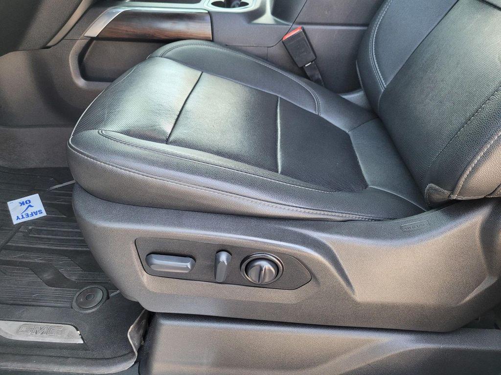 used 2022 GMC Sierra 1500 car, priced at $39,222