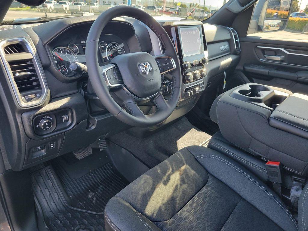 new 2025 Ram 1500 car, priced at $61,160