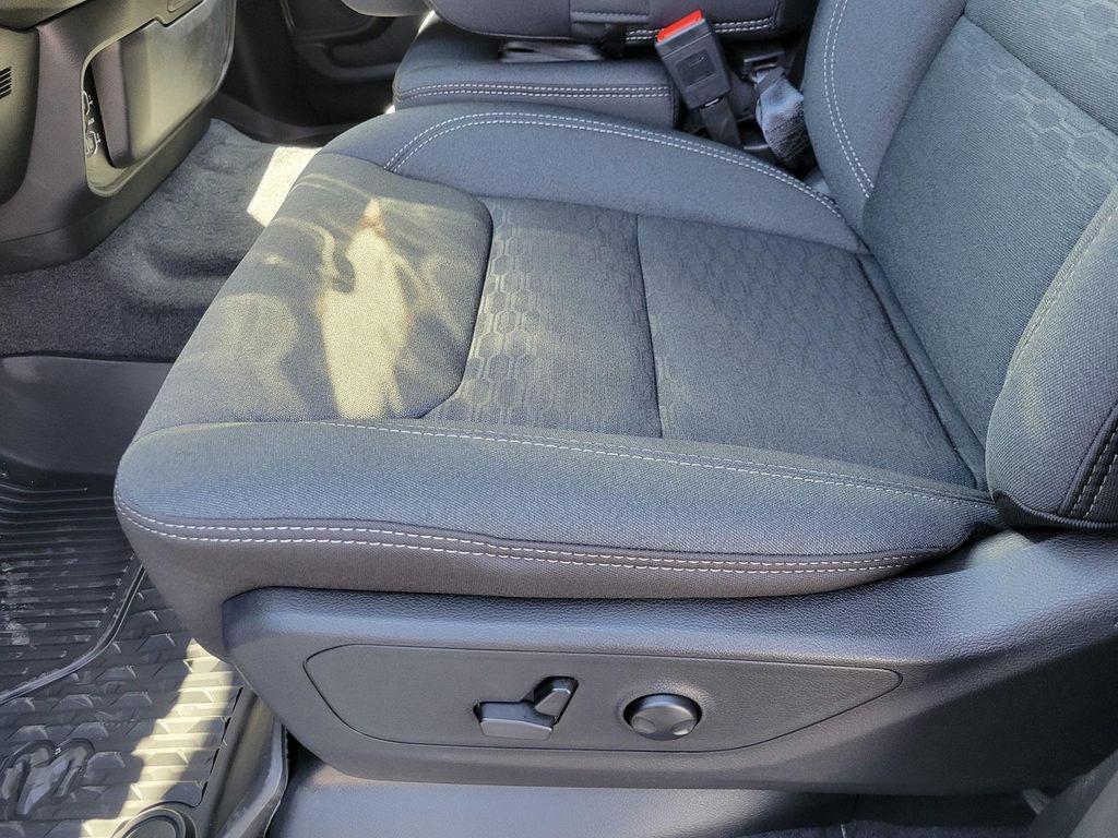 new 2025 Ram 1500 car, priced at $61,160