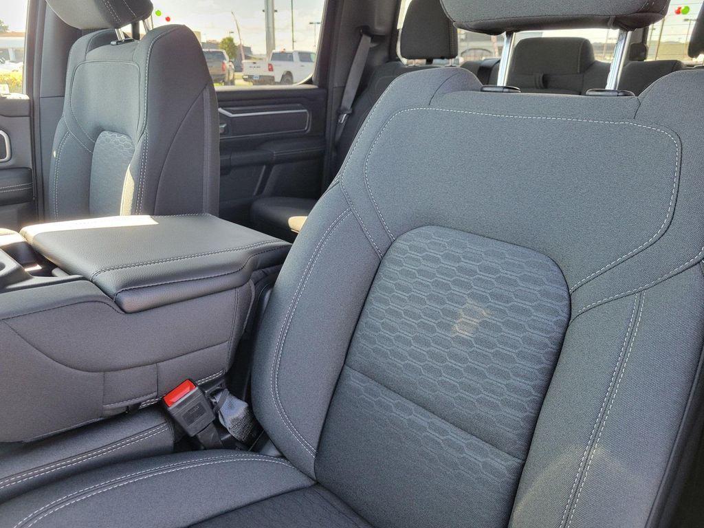 new 2025 Ram 1500 car, priced at $61,160