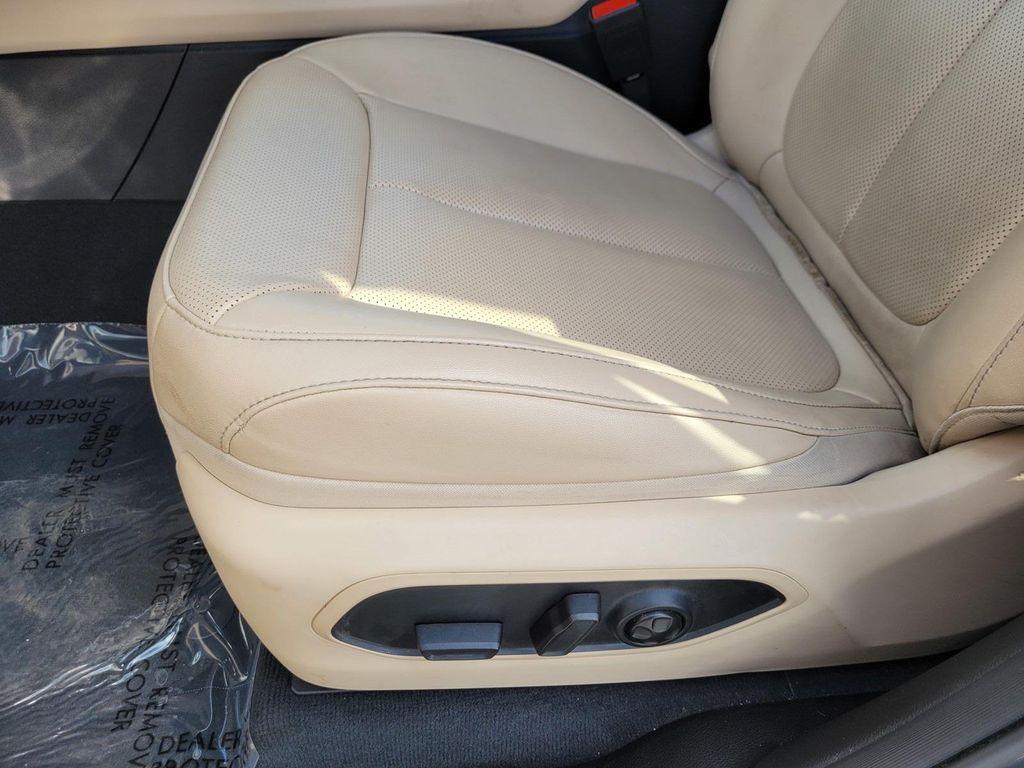 used 2023 Jeep Grand Cherokee 4xe car, priced at $31,537