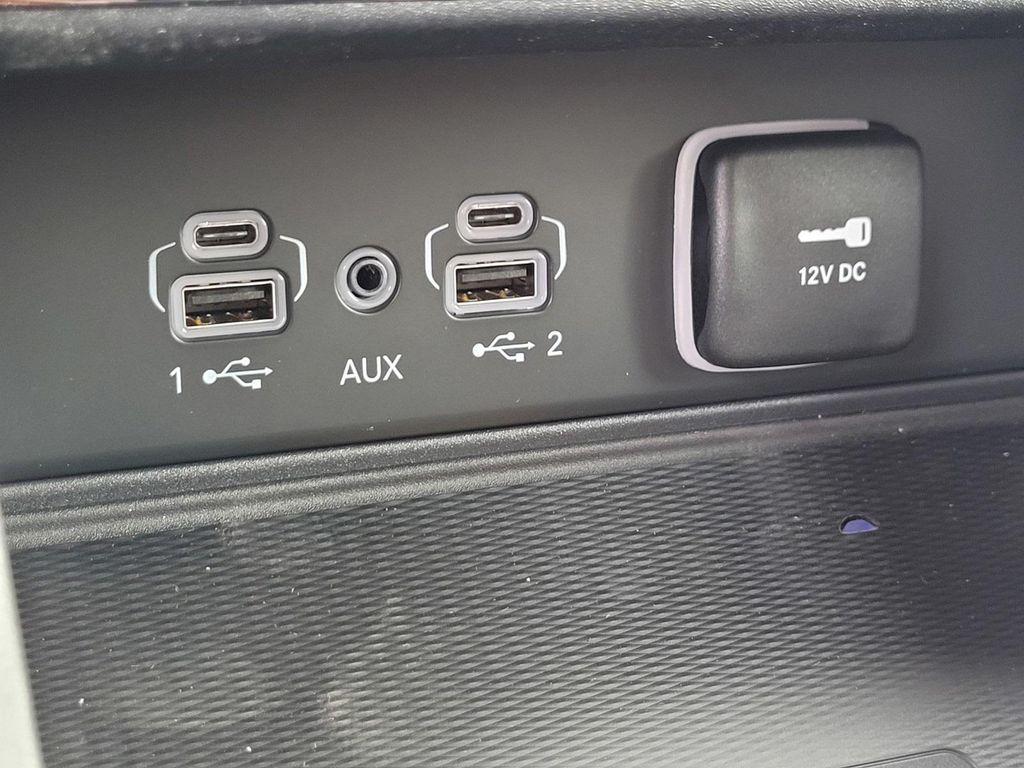 new 2025 Jeep Grand Cherokee car, priced at $43,125