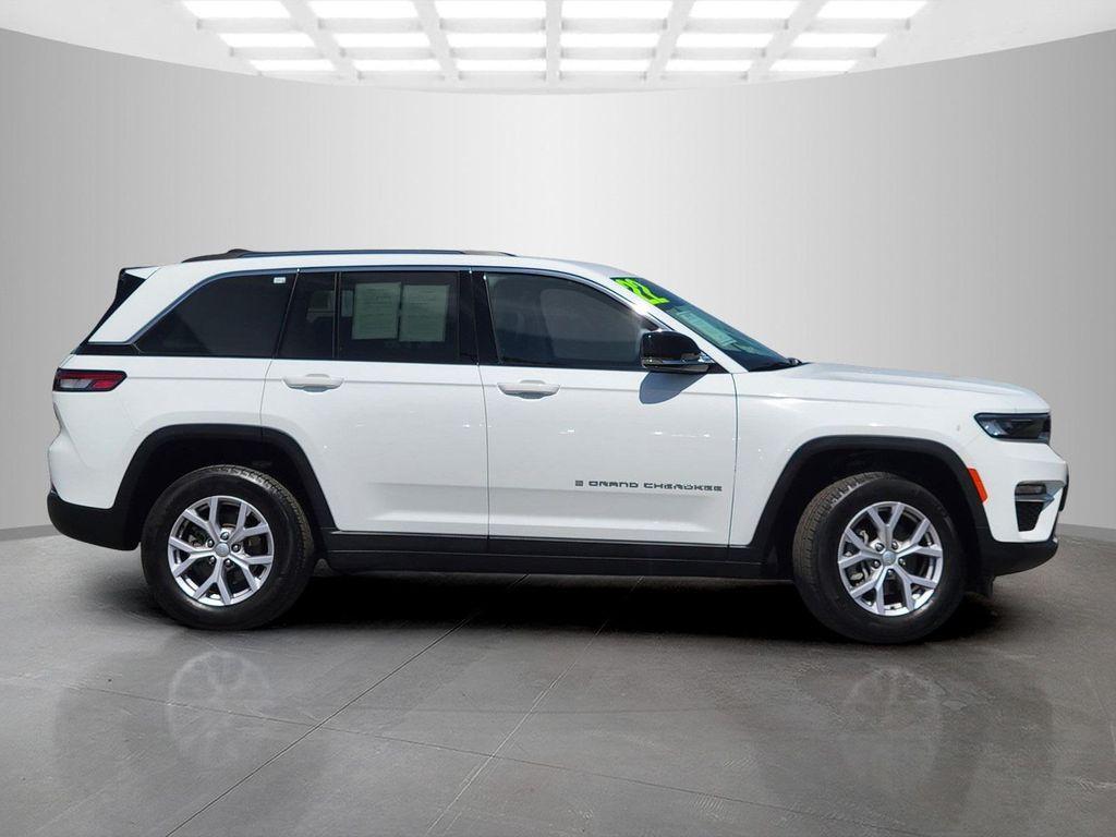 used 2022 Jeep Grand Cherokee car, priced at $28,193